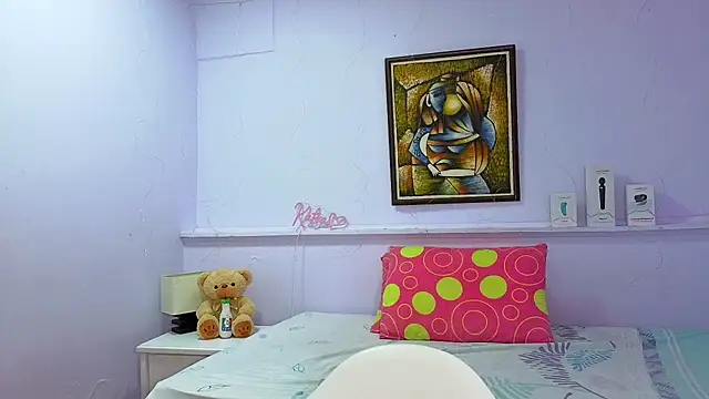 Snapshot of katiaa_lovv chatting on 24, 10, 2025 katiaa lovv online show from 24, 10, 2025