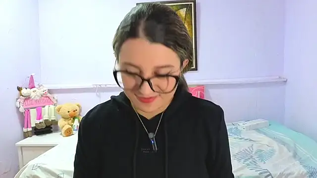 Snapshot of katiaa_lovv chatting on 15, 11, 2025 katiaa lovv online show from 15, 11, 2025