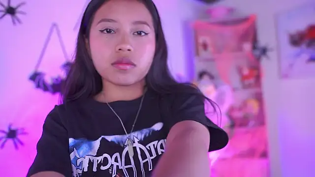 Zoe Skyler online show from 21, 10, 2025