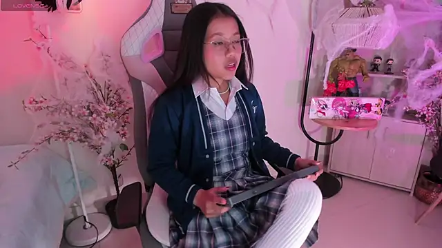 Zoe Skyler online show from 29, 10, 2025