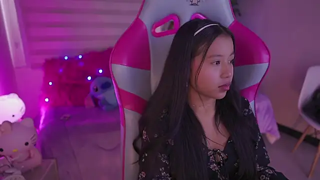 Zoe Skyler online show from 20, 11, 2025