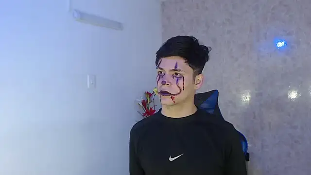 Aaron Foxxx online show from 23, 10, 2025