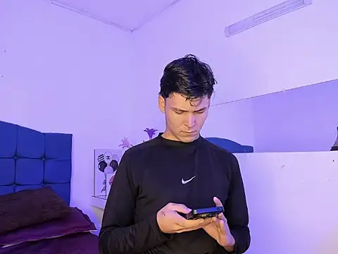 Aaron Foxxx online show from 6, 1, 2026