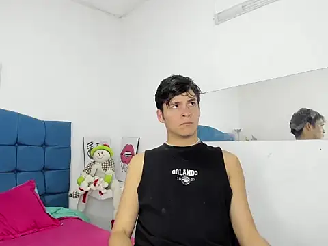 Aaron Foxxx online show from 12, 2, 2026