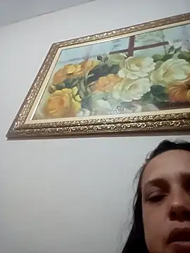 Snapshot of Crisribeiro chatting on 15, 10, 2025 Crisribeiro online show from 15, 10, 2025