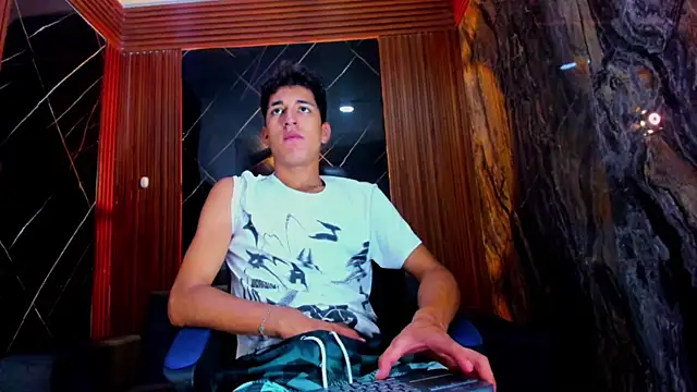 Snapshot of Stiben_boy chatting on 11, 1, 2026 Stiben boy online show from 11, 1, 2026