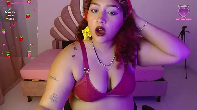 BlueeVelvet online show from 29, 10, 2025