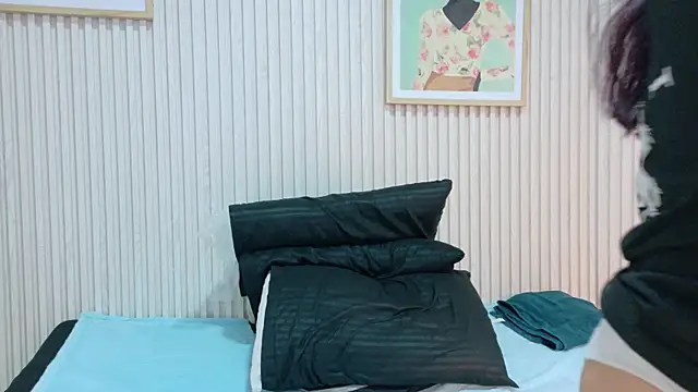 Abrilmirren online show from 10, 10, 2025