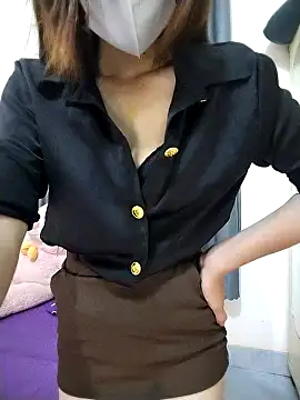 Snapshot of Quynhbabysexy chatting on 12, 11, 2025 Quynhbabysexy online show from 12, 11, 2025