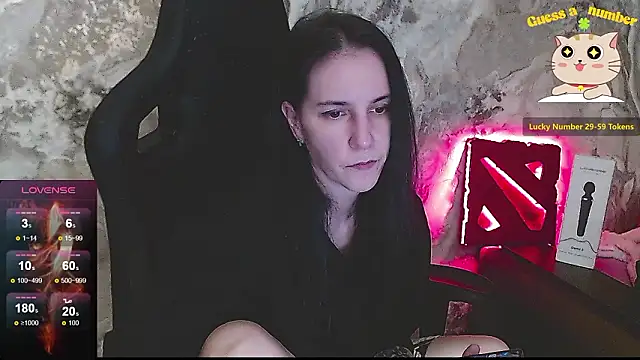 Irwi Tomboy online show from 12, 3, 2026