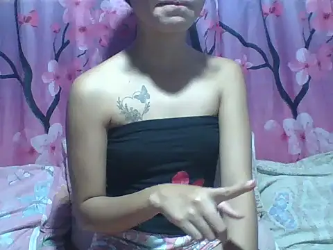 SweetPussie18x online show from 1, 3, 2026