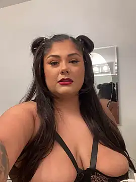 Snapshot of pmonie chatting on 27, 10, 2025 pmonie online show from 27, 10, 2025