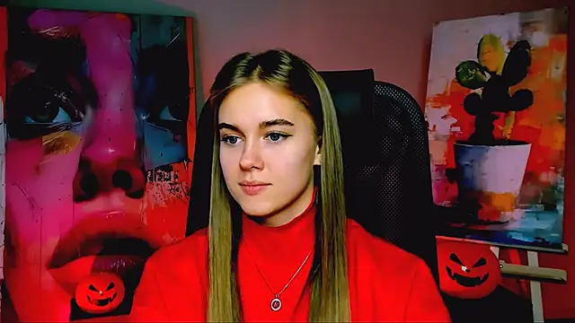 Snapshot of JuneWoods chatting on 23, 10, 2025 JuneWoods online show from 23, 10, 2025