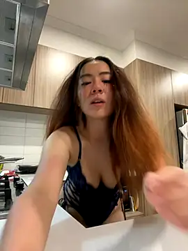 Snapshot of blueburrypie chatting on 5, 12, 2025 blueburrypie online show from 5, 12, 2025