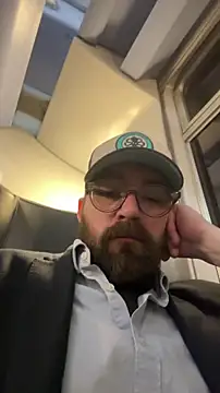 Snapshot of straight2fucked chatting on 16, 3, 2026 straight2fucked online show from 16, 3, 2026