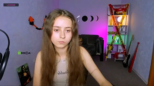 rebecca smile online show from 27, 10, 2025