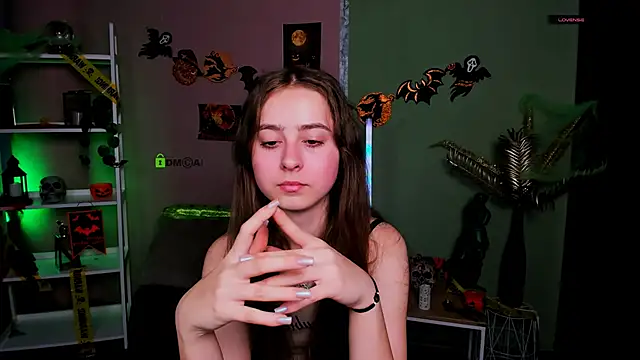 rebecca smile online show from 4, 11, 2025