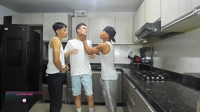Crazyboys hot online show from 6, 10, 2025