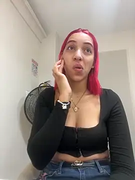 Snapshot of theladymonserrateshow chatting on 21, 10, 2025 theladymonserrateshow online show from 21, 10, 2025