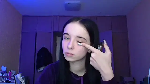 Snapshot of Emilia_Light chatting on 26, 3, 2026 Emilia Light online show from 26, 3, 2026