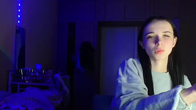 Snapshot of Emilia_Light chatting on 26, 3, 2026 Emilia Light online show from 26, 3, 2026