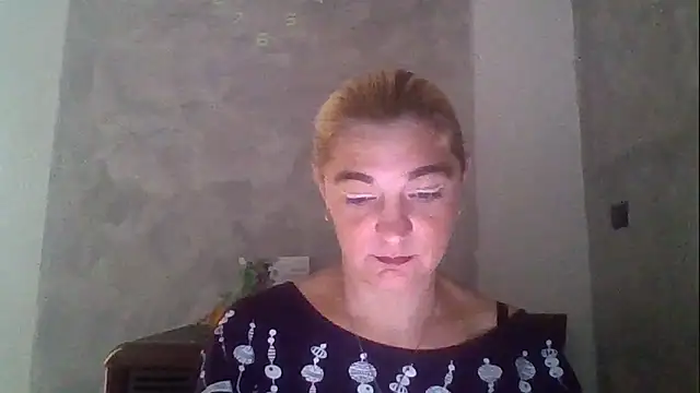 GoldenAngelMilf online show from 3, 10, 2025