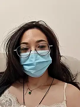 Snapshot of Flora25oo chatting on 16, 11, 2025 Flora25oo online show from 16, 11, 2025