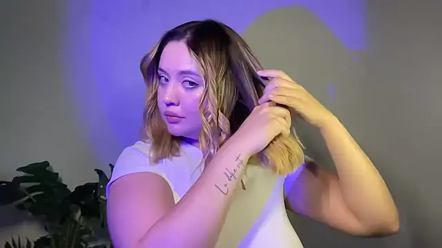 Angelina velvett online show from 10, 10, 2025