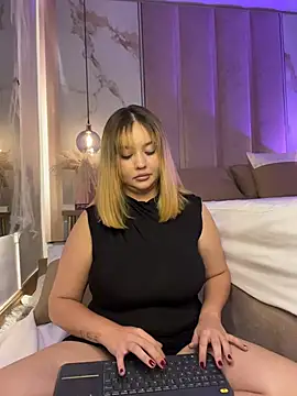 Angelina velvett online show from 28, 10, 2025