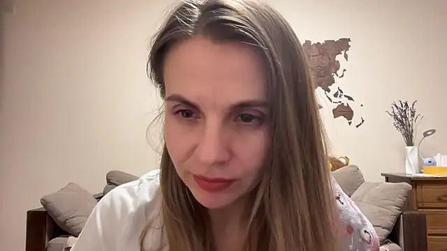 AnnieLove7722 online show from 21, 10, 2025