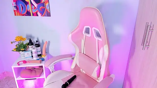 Snapshot of Athenea__fox chatting on 13, 11, 2025 Athenea fox online show from 13, 11, 2025