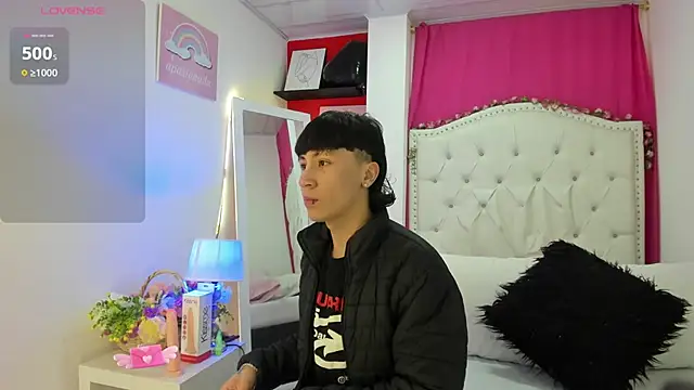 Snapshot of XaanderGrey chatting on 23, 11, 2025 XaanderGrey online show from 23, 11, 2025