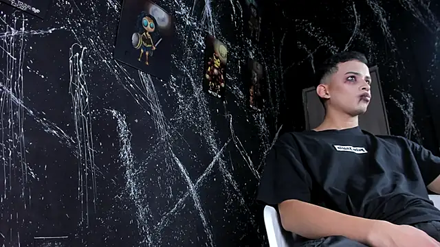 Snapshot of JuanSixx chatting on 29, 10, 2025 JuanSixx online show from 29, 10, 2025