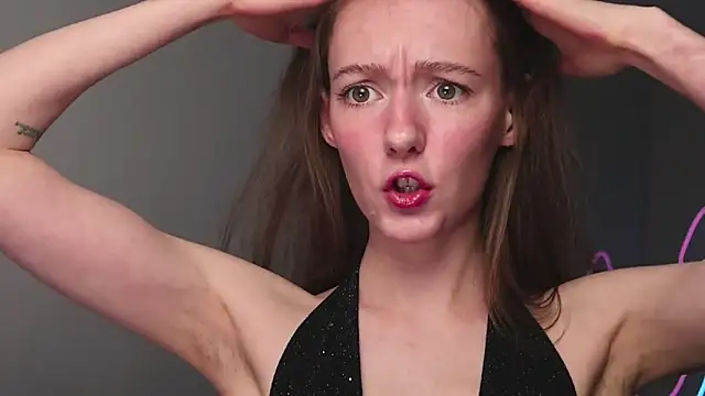 Snapshot of Why_me_stella chatting on 13, 10, 2025 Why me stella online show from 13, 10, 2025