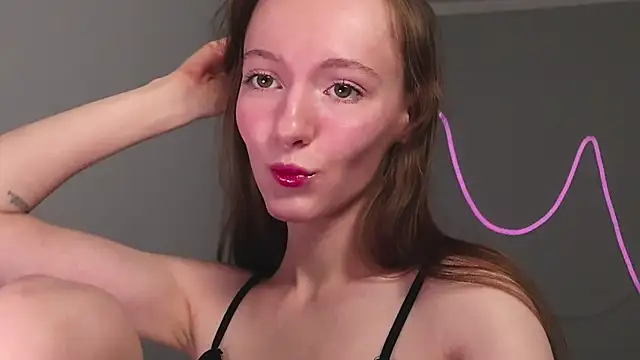 Snapshot of Why_me_stella chatting on 22, 10, 2025 Why me stella online show from 22, 10, 2025