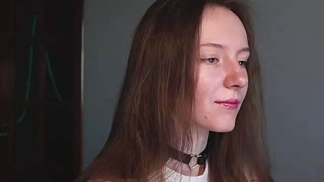 Snapshot of Why_me_stella chatting on 3, 11, 2025 Why me stella online show from 3, 11, 2025