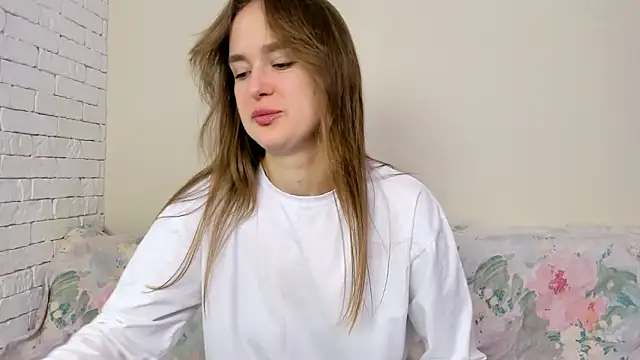 LilMary  online show from 19, 3, 2026