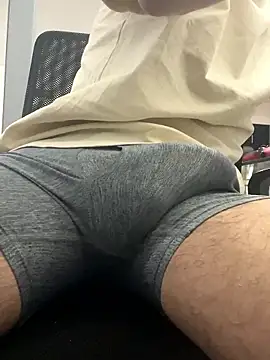 AlbertoRuiz086 online show from 24, 3, 2026