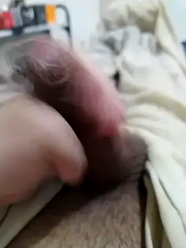 Snapshot of A_reyes1122 chatting on 24, 10, 2025 A reyes1122 online show from 24, 10, 2025