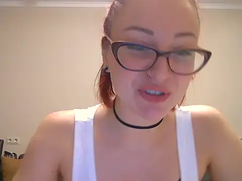 Sweet00Fox online show from 11, 11, 2025