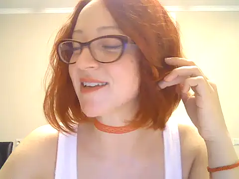 Sweet00Fox online show from 19, 11, 2025