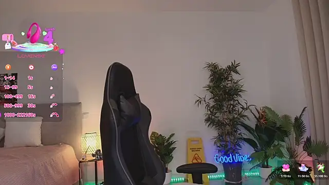 Snapshot of Angel_danm_Pati chatting on 23, 10, 2025 Angel danm Pati online show from 23, 10, 2025