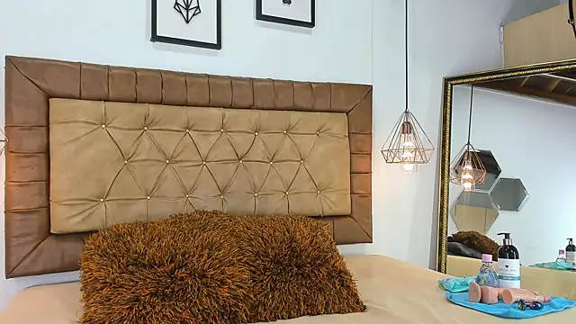 hannarose1208 online show from 8, 10, 2025