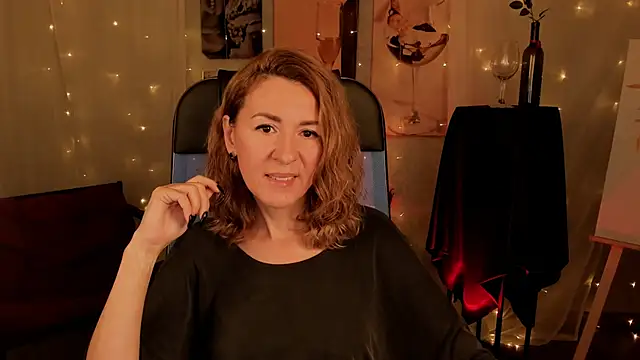 Snapshot of DonnaSmitth chatting on 16, 10, 2025 DonnaSmitth online show from 16, 10, 2025