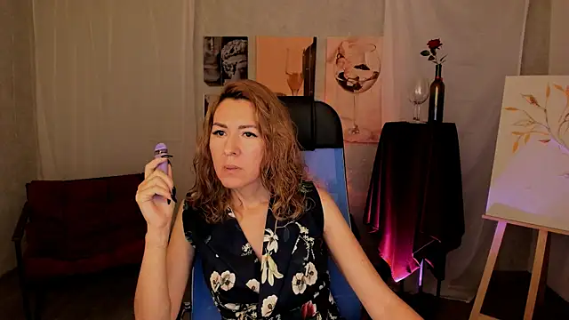 Snapshot of DonnaSmitth chatting on 30, 10, 2025 DonnaSmitth online show from 30, 10, 2025