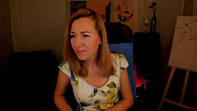 Snapshot of DonnaSmitth chatting on 7, 11, 2025 DonnaSmitth online show from 7, 11, 2025