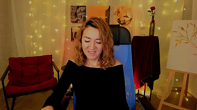 Snapshot of DonnaSmitth chatting on 15, 11, 2025 DonnaSmitth online show from 15, 11, 2025