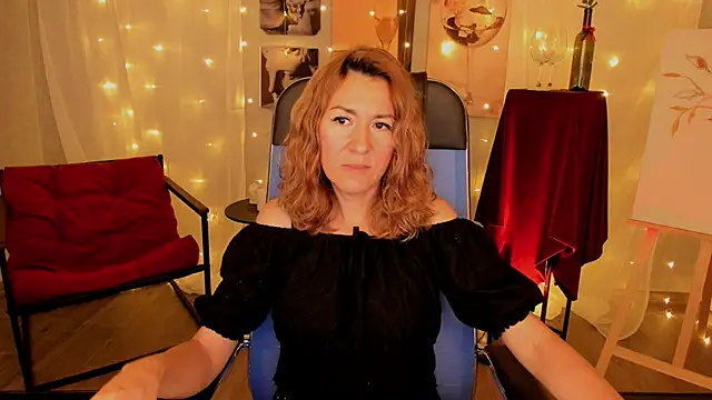 Snapshot of DonnaSmitth chatting on 25, 11, 2025 DonnaSmitth online show from 25, 11, 2025