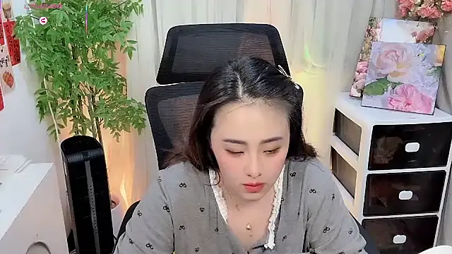 NEWONETO online show from 21, 2, 2026