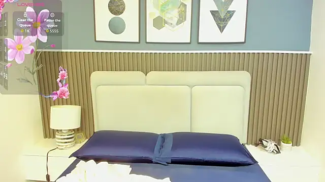 Snapshot of liz__cute chatting on 15, 11, 2025 liz cute online show from 15, 11, 2025